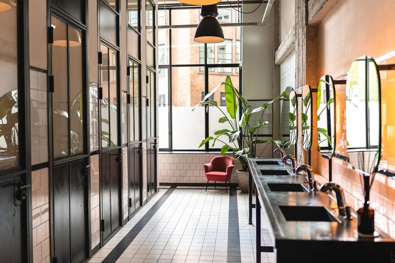 grand cafe lichttoren toiletten