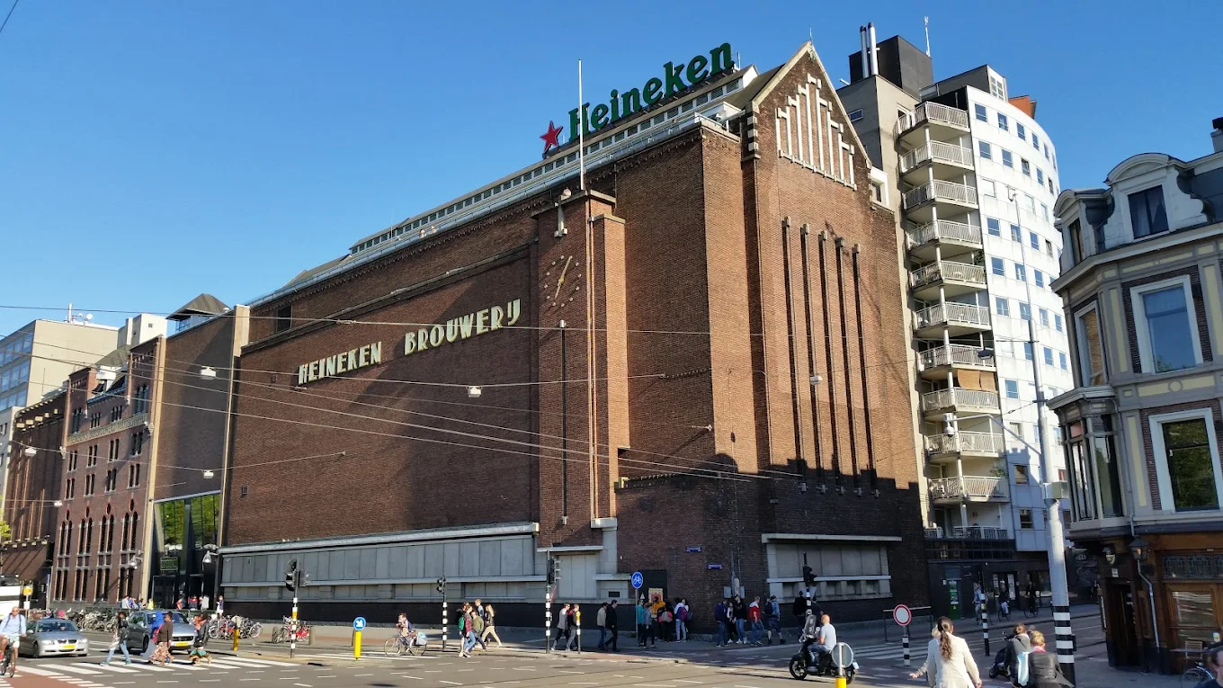 Heineken experience museum buitenkant