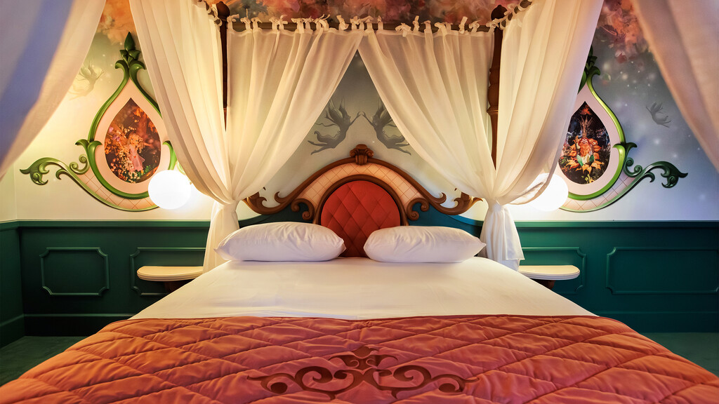 1024×576-efteling-hotel-hotelkamers-droomvlucht-suite-bed-5