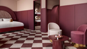 9_suite_balcony_red_326_b_1024x576-15